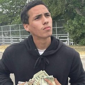 Meet your Posher, Anthony